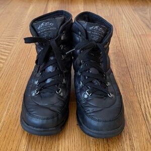 Women's The North Face Thermoball Primaloft Black Insulated Winter Boots, Size 8
